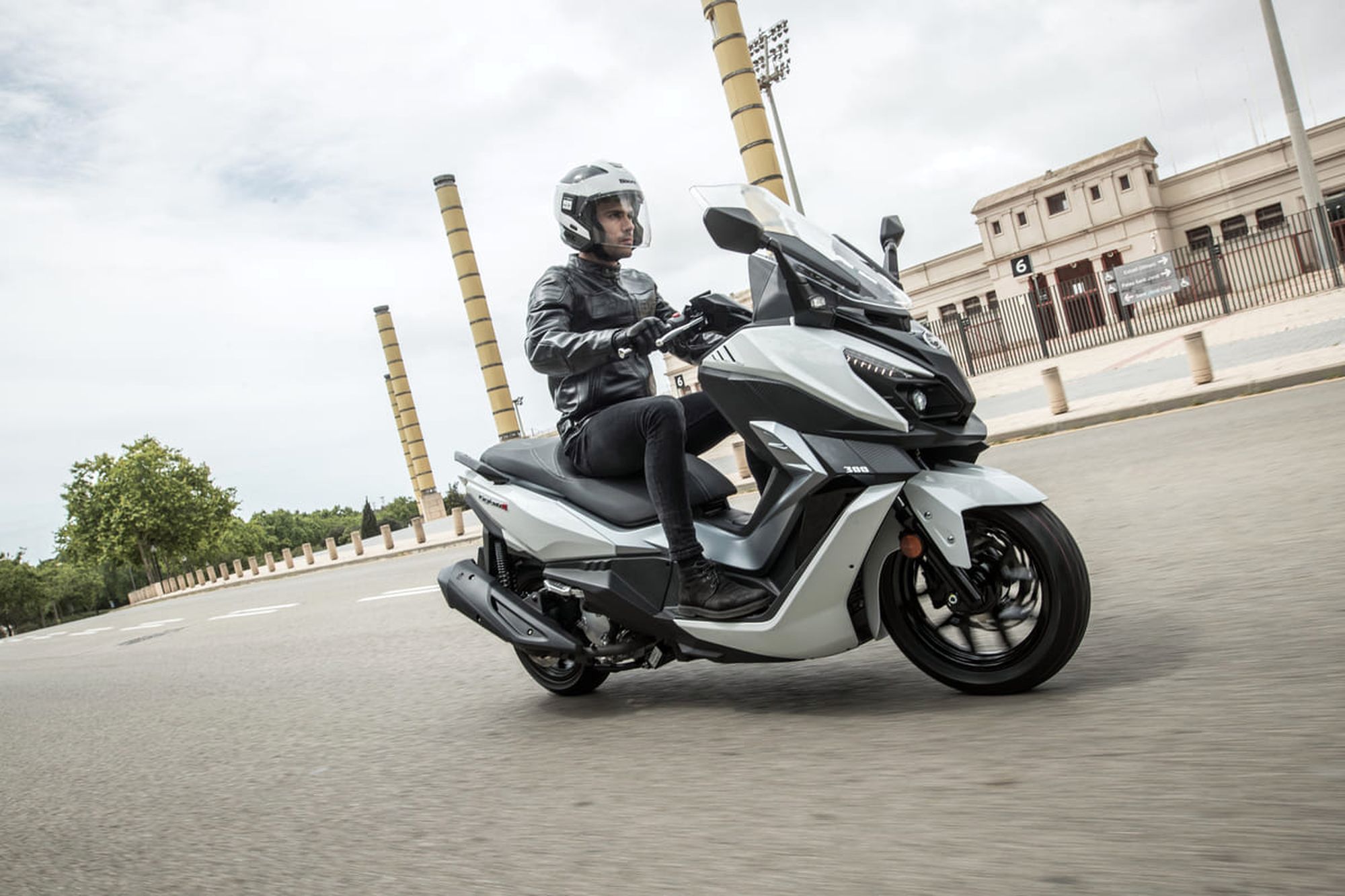 Скутер SYM Cruisym a300 — 2